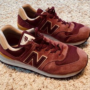 New Balance Classic 574, maroon, size 9.5 wide. Manufactured 06/2021